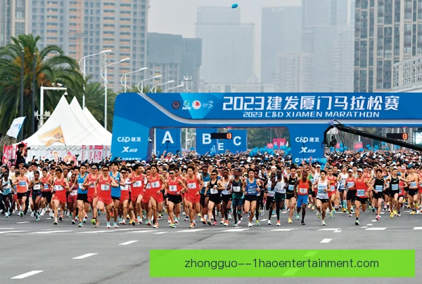 厦门马拉松途中跑重心控制，节奏分配决定最终成绩